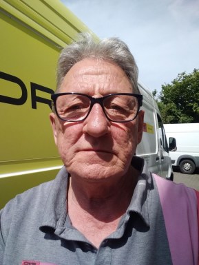 <span>Horst, 63</span> <span style='width: 25px; height: 16px; float: right; background-image: url(/bitmaps/flags_small/DE.PNG)'> </span><br><span>Frankfurt A, ドイツ</span> <input type='button' class='joinbtn' style='float: right' value='JOIN NOW' />