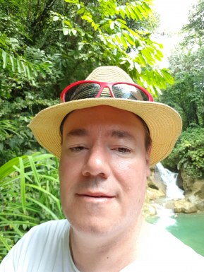 <span>Robbie Butchito, 56</span> <span style='width: 25px; height: 16px; float: right; background-image: url(/bitmaps/flags_small/CH.PNG)'> </span><br><span>Aarau, Switzerland</span> <input type='button' class='joinbtn' style='float: right' value='JOIN NOW' />