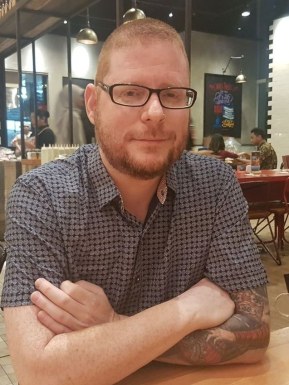 American men looking for love