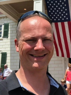American men looking for love